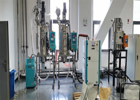 Le dessiccateur OCR-160 de crystalliseur d'ANIMAL FAMILIER de PLA TPU a adapté la couleur aux besoins du client avec moins de puissance