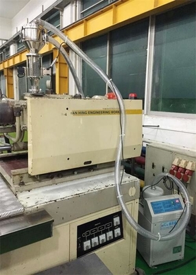 Machine de chargement 380V 50Hz d'aspiration de granule de résine de vide de conducteur automatique en plastique de chargeur