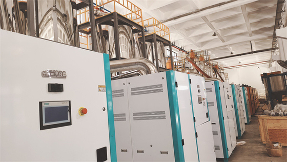 Sécheuse à trémie déshumidifiante en acier inoxydable 4-40 kW pour le séchage des granulés de plastique
