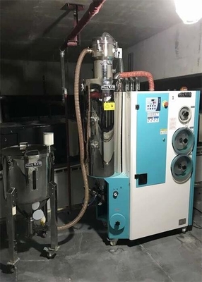 Silos en plastique de cuve de stockage d'acier inoxydable de granule adaptés aux besoins du client avec la caisse d'aspiration