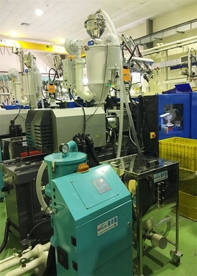 Dessiccateur en plastique de trémie de granules de résine économique pour le moulage par injection