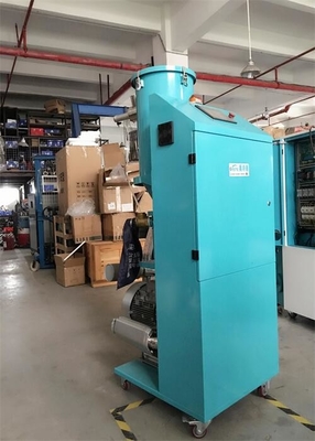Machine de chargement automatique à distance de 200 m avec moteur de 15 kW pour le chargement rapide et en douceur du plastique