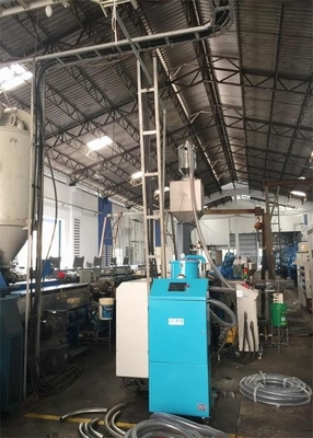 Conducteur automatique séparé de chargeur de vide en plastique pour l'extrusion d'injection