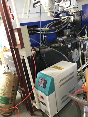 Huile Heater Mould Temperature Controller Machine d'OMT 380V pour l'injection en plastique