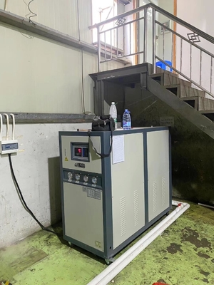 Machine industrielle en plastique centrale OCM-5W 220V/380V/415V de refroidisseur d'eau