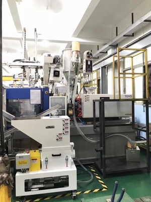 Broyeur à vitesse réduite Crusher Granulator Industrial d'OG-3LS pour des défauts en plastique de psilosis