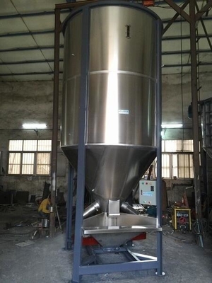 Type vertical de grande de volume de plastique de résine de mélangeur machine de mélangeur pour mélanger la matière plastique