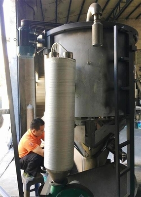 Machine à mélanger du plastique à alimentation manuelle ou automatique pour une production cohérente