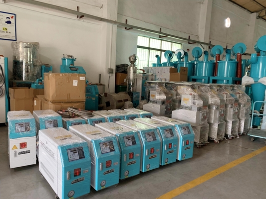 Bâti électrique de For Plastic Injection de contrôleur de température de moule de l'huile 9KW