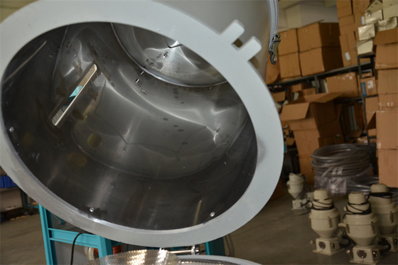 Sécheuse à trémie de performance optimale pour le séchage des granulés de plastique Couleur grise