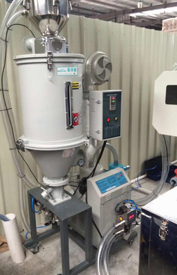 Une machine plus sèche ODL-40 de granules de chargeur en plastique industriel de trémie