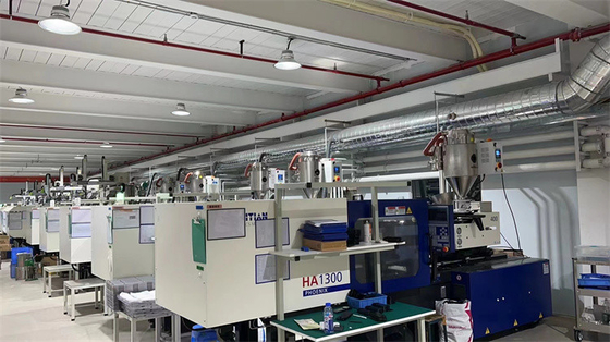 Séchoirs à séchage en acier inoxydable 4-40 kW Puissance pour les résines plastiques humides